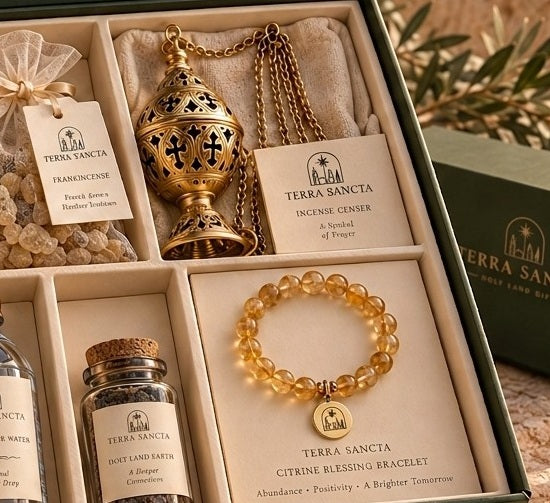 Gift box interior, right side